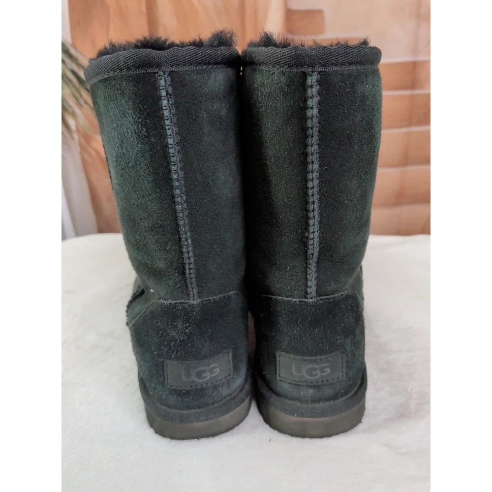 UGG Classic Short Boots in Dark Gray